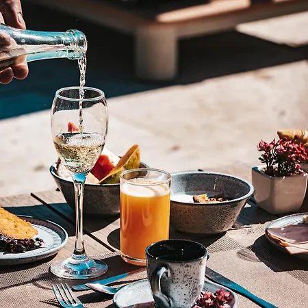 Hotel Ville La Plage & Beach Club-2